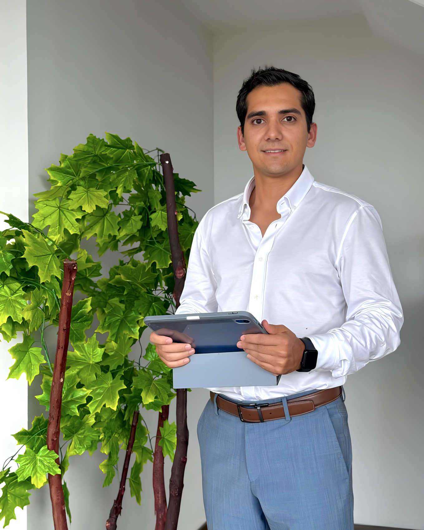 Photo of Antonio Larios
