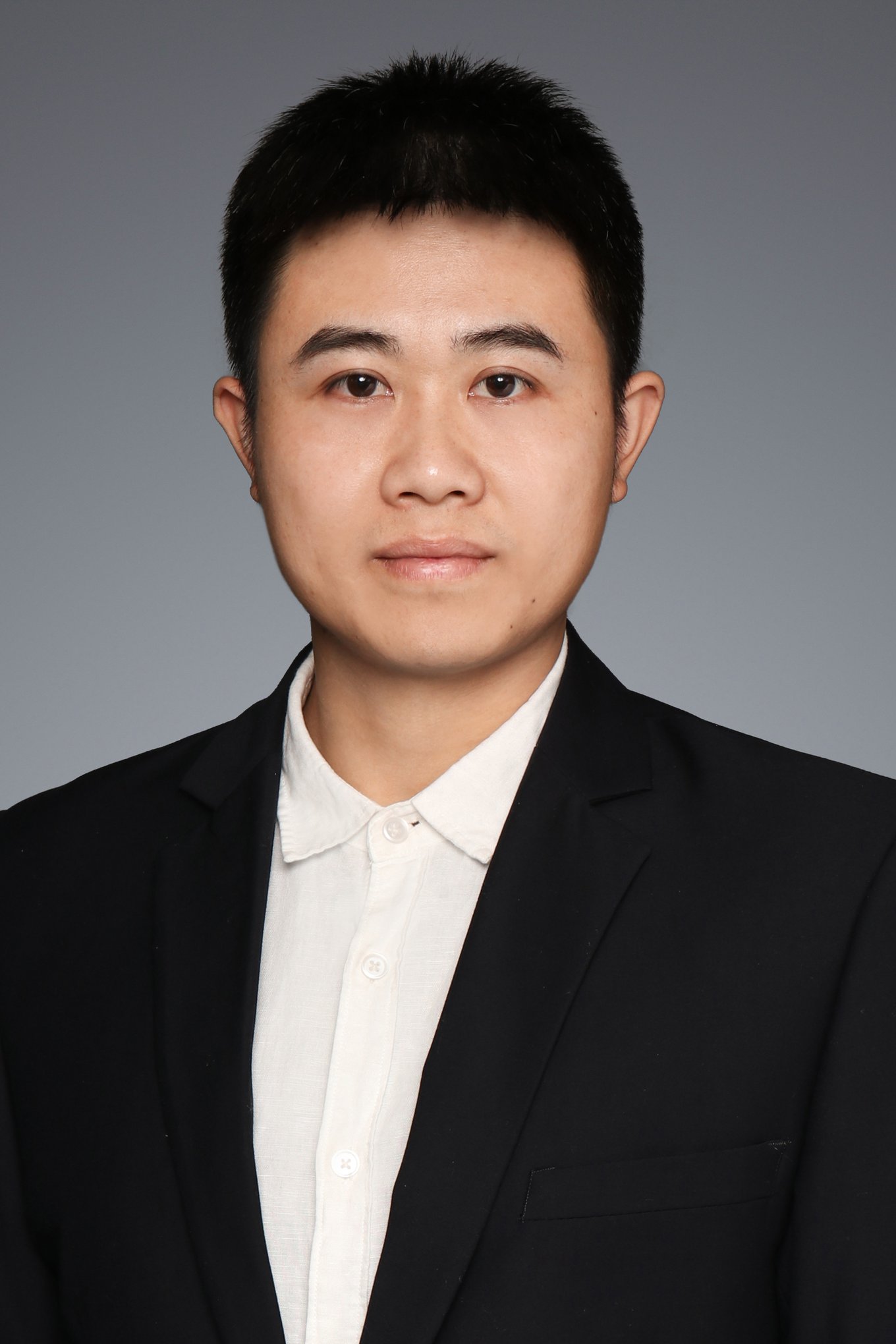 Photo of He-Liang Huang